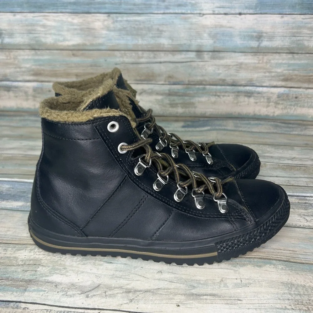 Converse Winter Boot Size 6 Junior Black Sherpa‎ Lined Chuck Taylor High Top